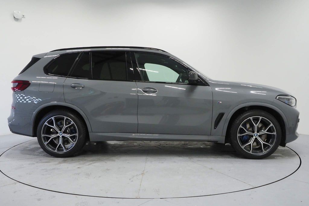 BMW X5 01/2023