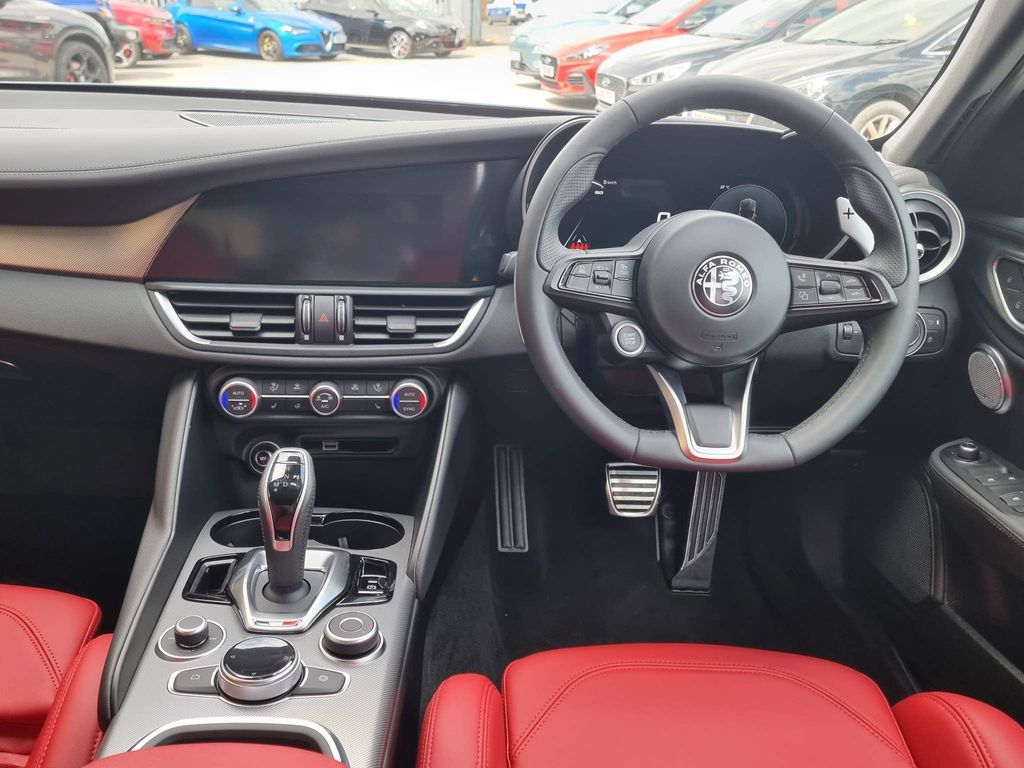 Alfa Romeo Giulia 05 2023