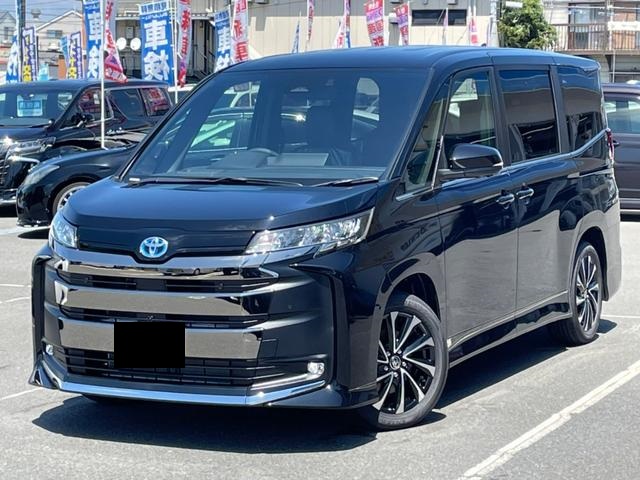 Toyota Noah 08/2023