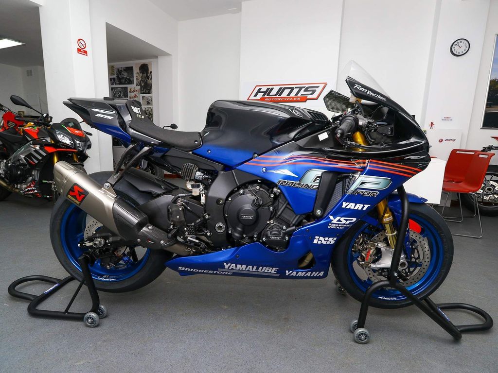 Yamaha R1 01/2023