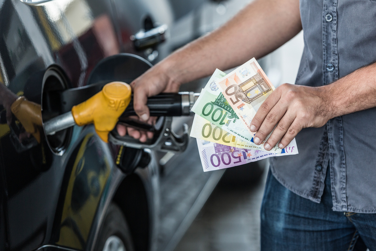 На Кипре стремительно растут цены на топливо