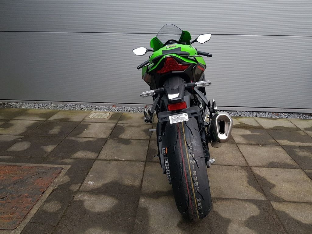 Kawasaki Ninja ZX-10R KRT Replica 12/2022