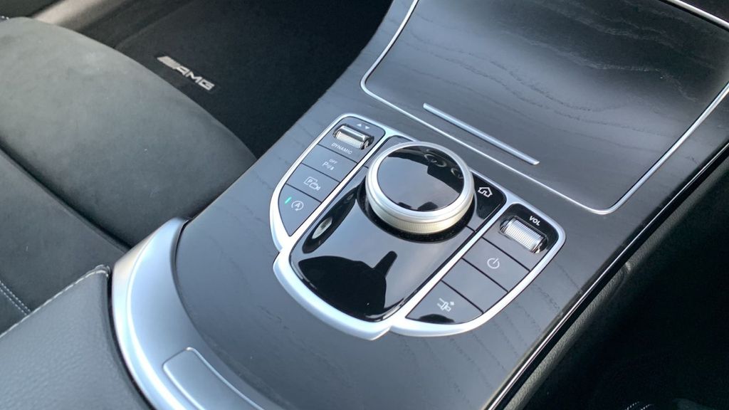 Mercedes-Benz C-Class 09/2019