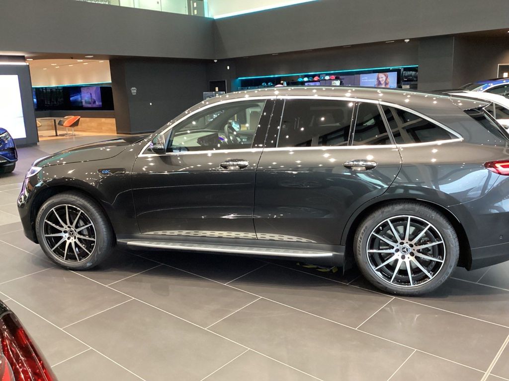 Mercedes Benz EQC 07 2023
