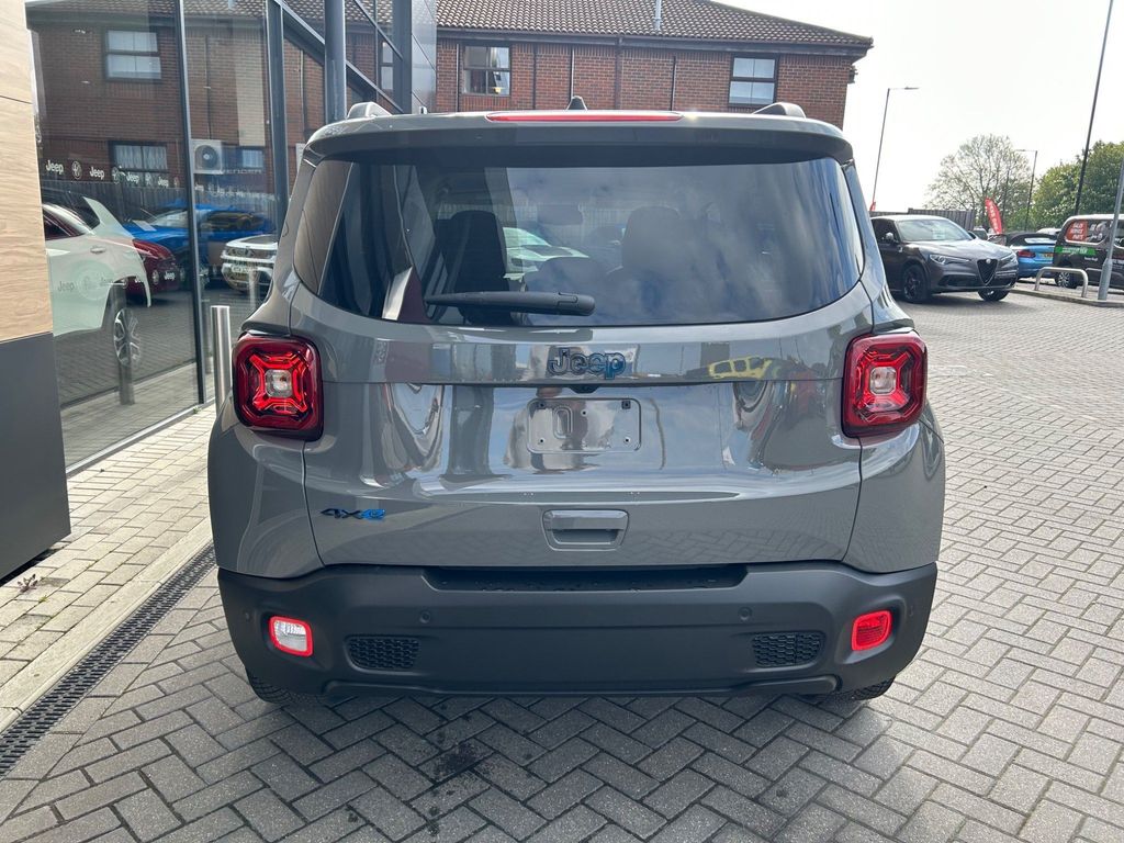 Jeep Renegade 06/2023