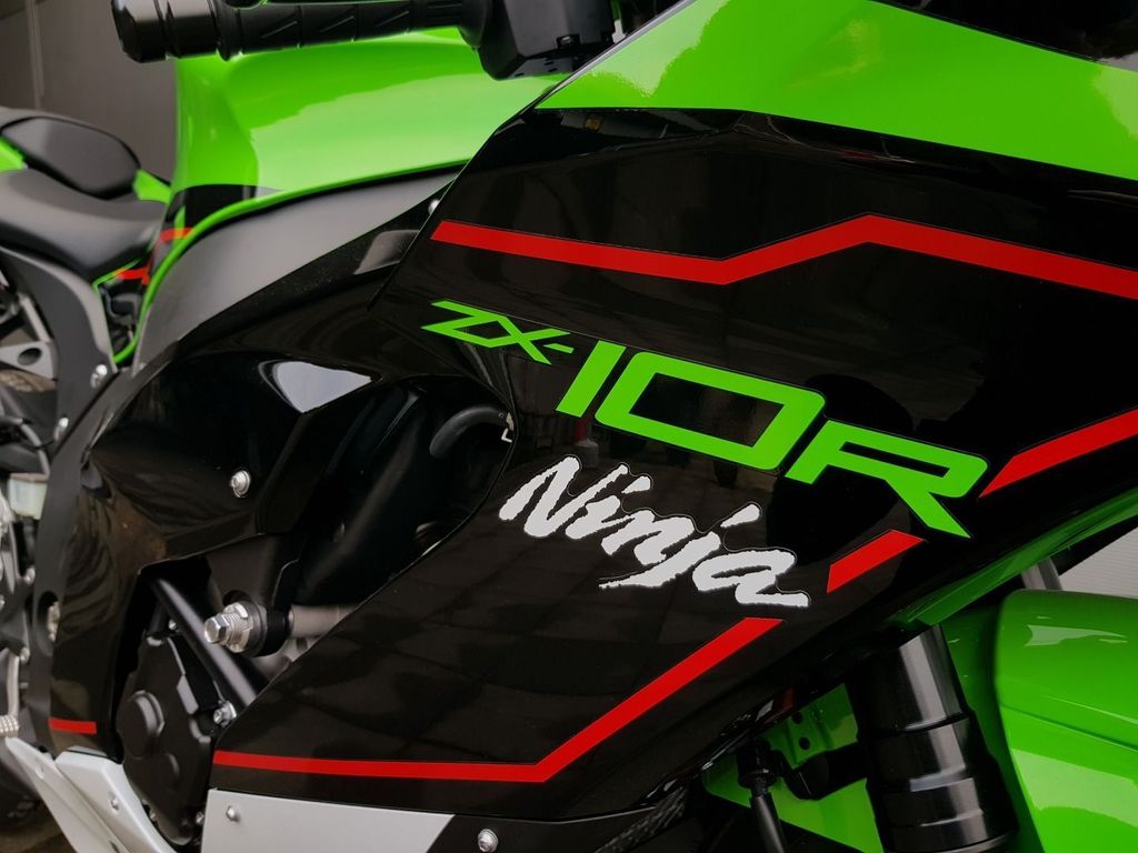 Kawasaki Ninja ZX-10R KRT Replica 01/2022