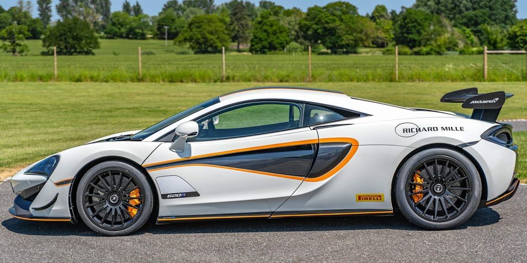 Mclaren 620R 03 2020