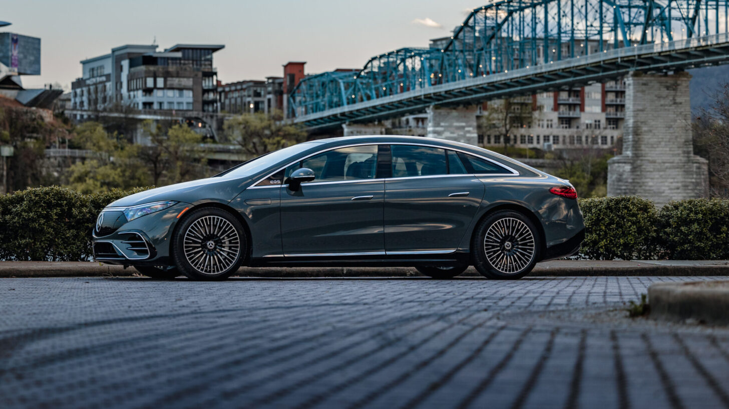 Mercedes-Benz презентовал новую версию электромобиля EQS Manufaktur Signature Edition