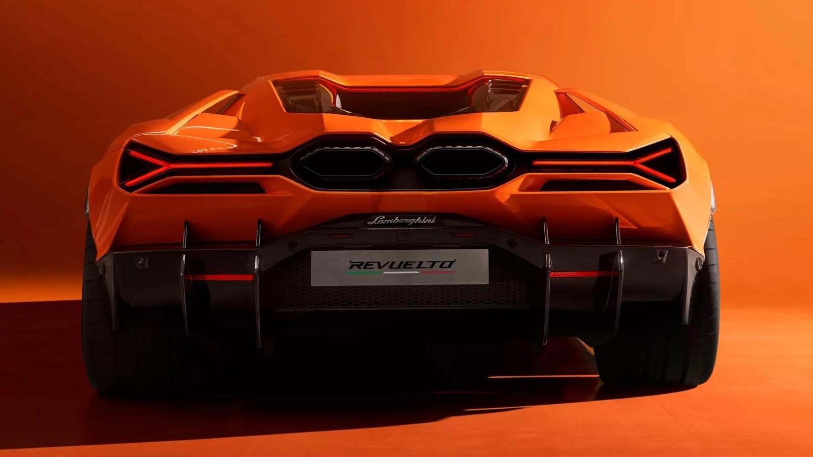 Lamborghini Revuelto: новый гибридный суперкар