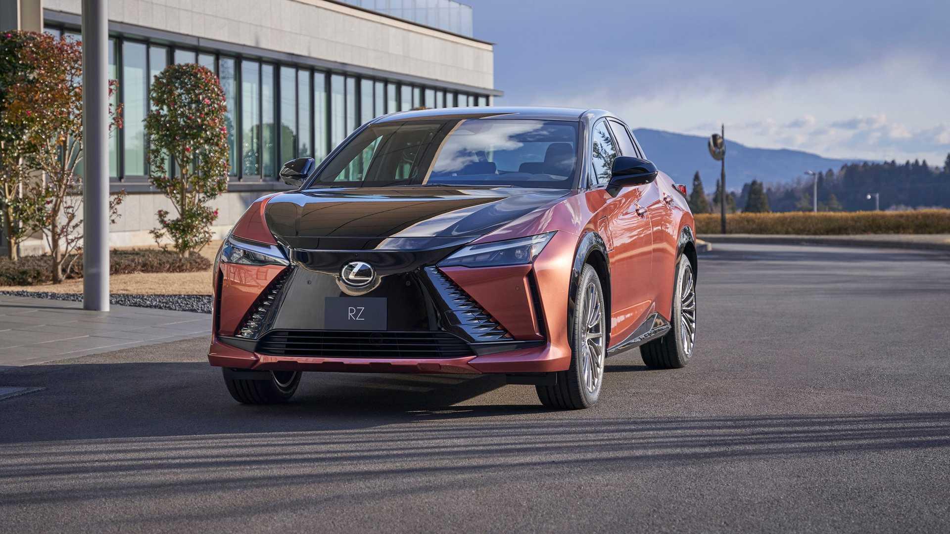 Официально представлен новый Lexus RZ 450e Takumi 2023