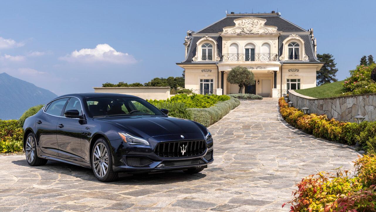 Maserati показала эксклюзивные спорткары Quattroporte Grand Finale и MC20 Iri