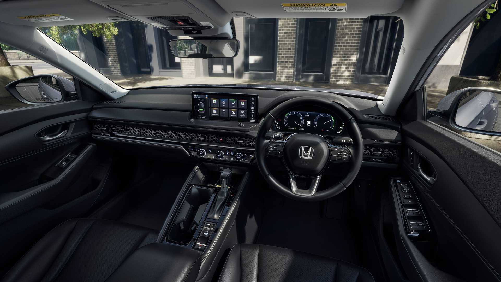 Honda показала новый Accord 2025 года