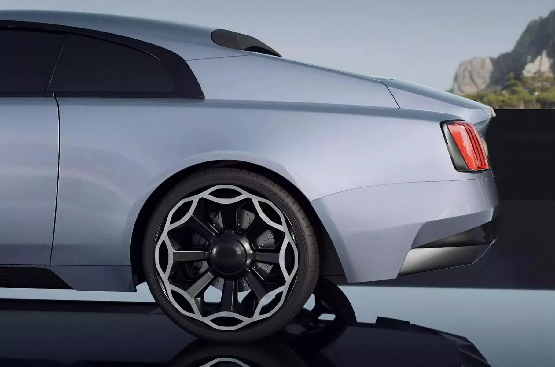 Rolls-Royce Ghost превратят в уникальное купе