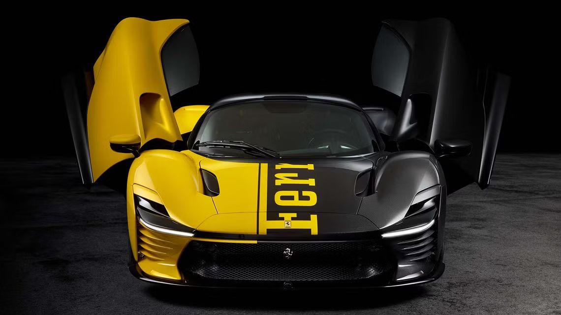 Ferrari продаст на аукционе эксклюзивный 600-й экземпляр спорткара Daytona SP3