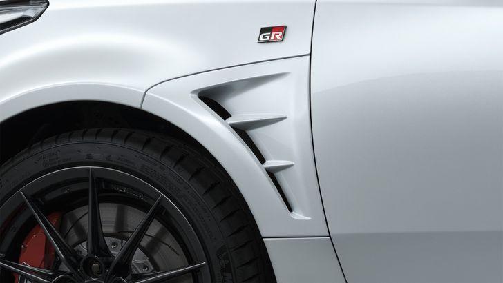 Toyota презентовала новый GR Yaris Aero Performance Package