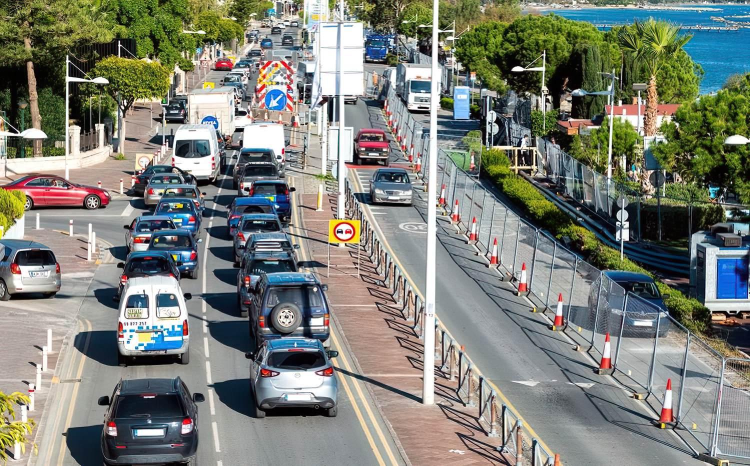 На Кипре демонтируют все устаревшие лежачие полицейские