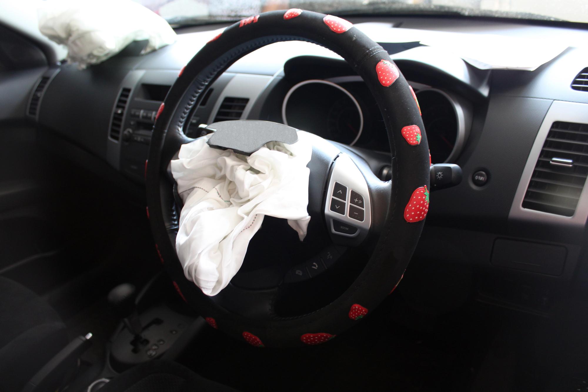 Водителям с неисправными подушками безопасности Takata на Кипре выплатят компенсацию