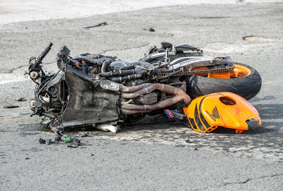 Мобильные телефоны — главная причина смертельных аварий на Кипре в 2025 году