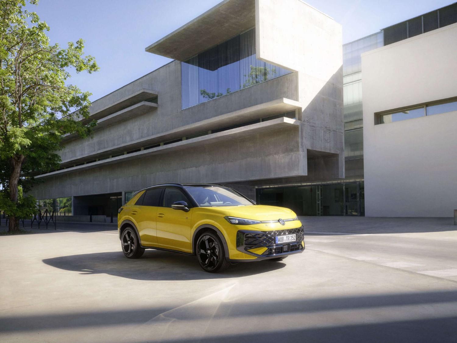 Компания Volkswagen представила второе поколение T-Roc