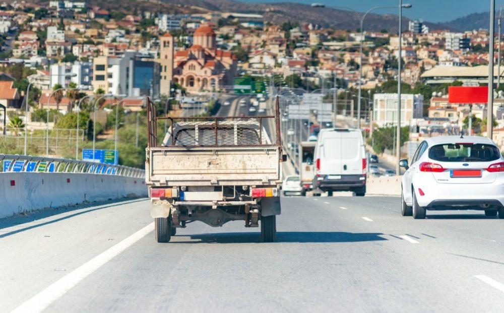 На Кипре выявили 48 аварийно-опасных дорог
