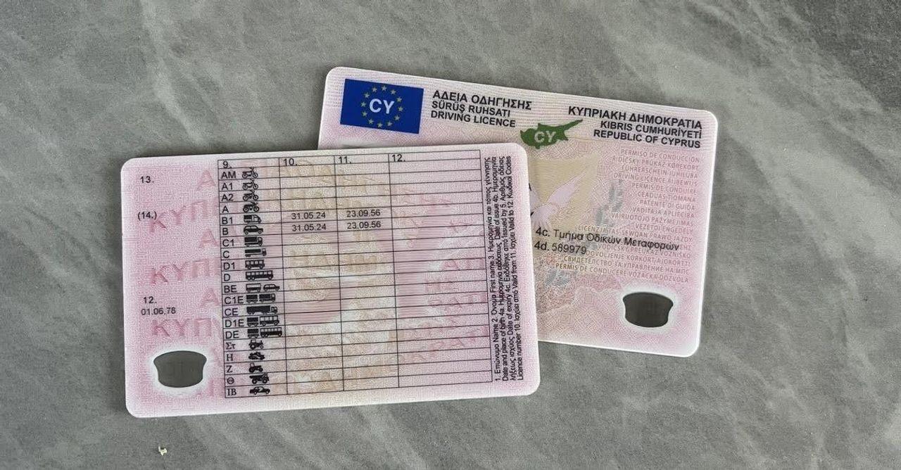 На Кипре будут выдавать водительские права с 17 лет