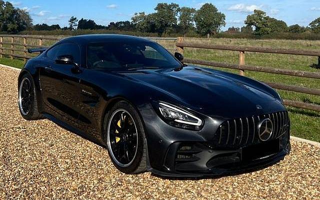 Mercedes AMG gt черный матовый