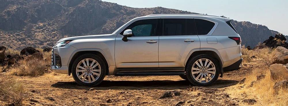 Внедорожник Lexus LX нового поколения уже на Кипре!