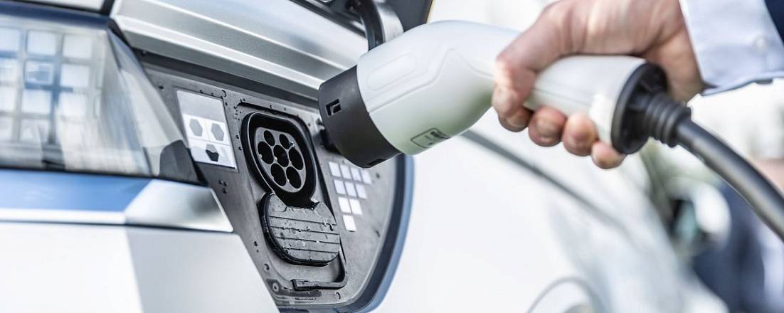 Электромобили стремительно завоевывают Кипр