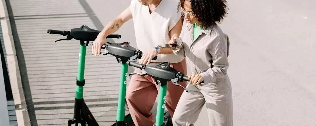 На Кипре подросткам хотят запретить пользоваться электровелосипедами и электросамокатами На Кипре подросткам хотят запретить пользоваться электровелосипедами и электросамокатами