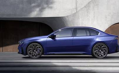 Компания BMW презентовала электрический седан i3 с запасом хода до 900 км