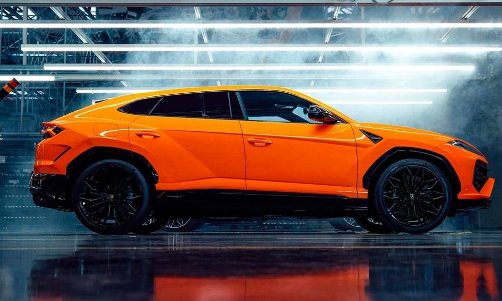 Lamborghini Urus SE 2025: новый уровень роскоши и комфорта