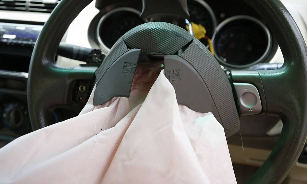 На Кипре заменили более 63 тысяч опасных подушек безопасности Takata