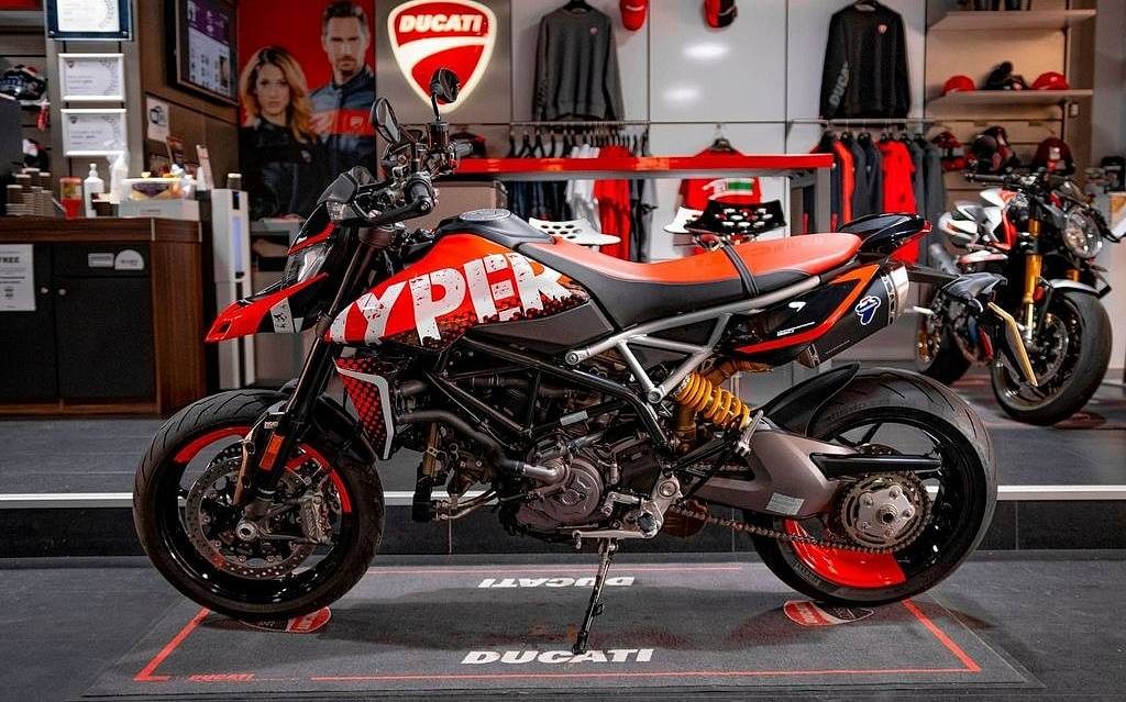 Ducati hypermotard deals 950 rve 2022