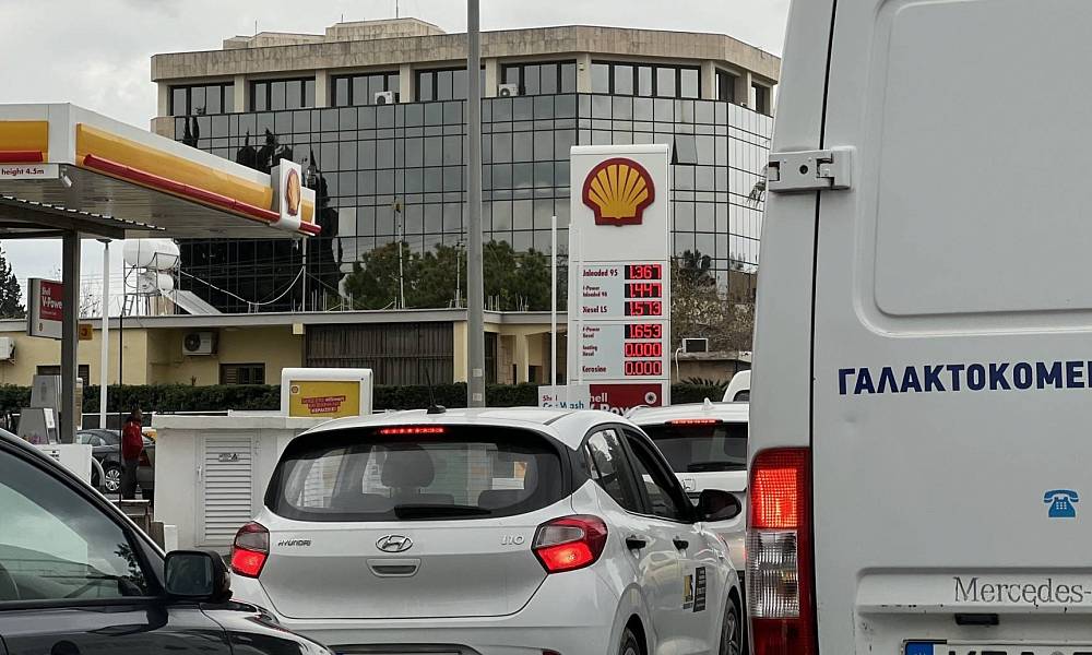 На Кипре продлили сниженную ставку налога на бензин и дизтопливо