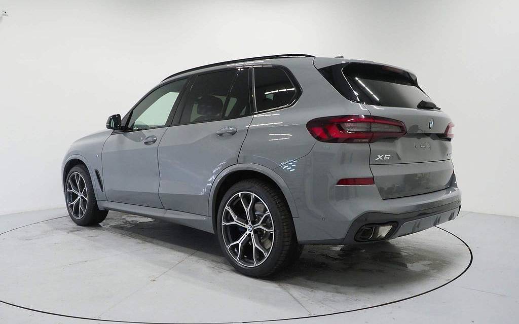 BMW X5 01/2023