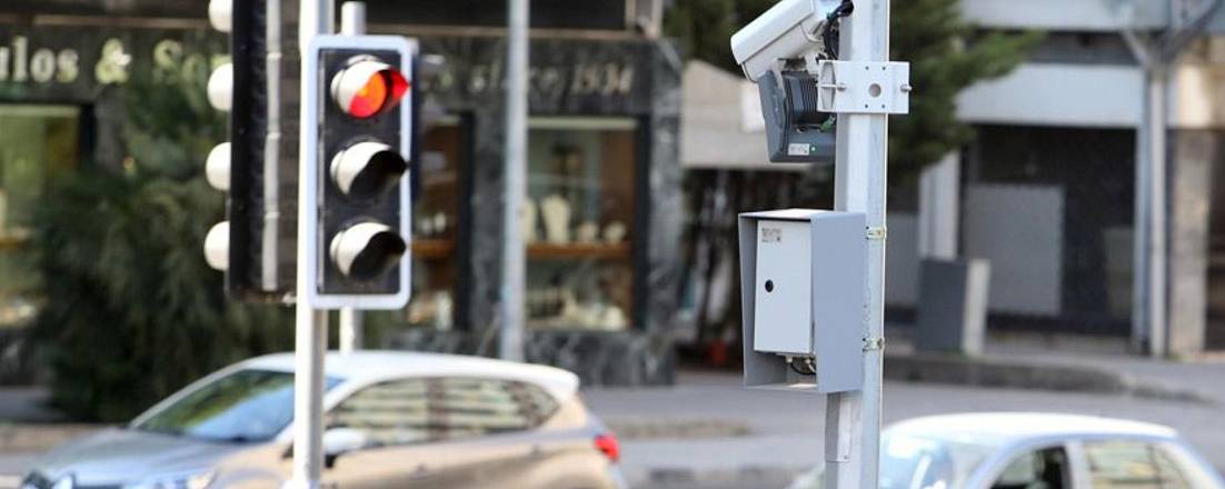 На Кипре внедряют новую шкалу наказаний за проезд на красный свет