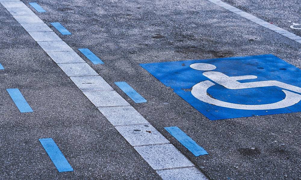 На Кипре вырастут штрафы за парковку на местах для инвалидов