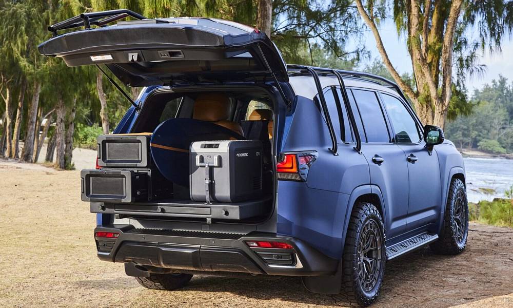 Внедорожник Lexus LX получил спецверсию Surf для серфинга