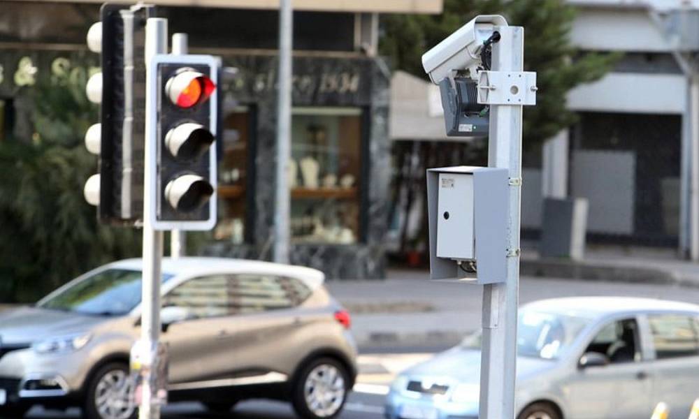 На Кипре хотят вручать штрафы с камер на наземных КПП