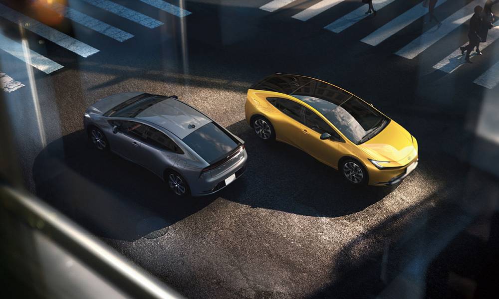 На рынке появился в продаже обновленный гибридный Toyota Prius