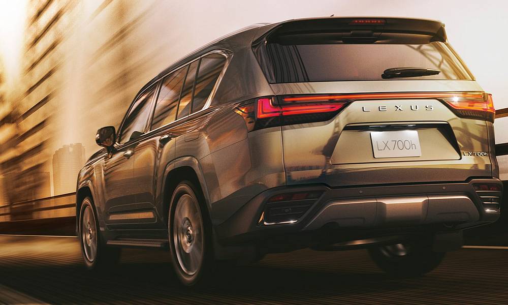 Флагманский внедорожник Lexus LX впервые стал гибридным