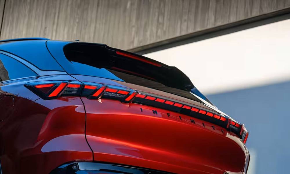 Infiniti QX65 2026: новый купе-кроссовер с эффектным дизайном и передовыми технологиями