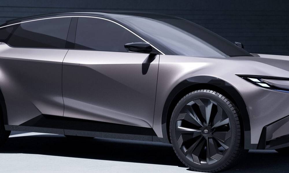 Toyota представила новый концептуальный электрический кроссовер
