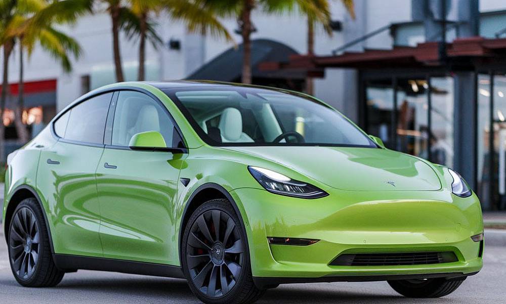 У машин Tesla выявлены проблемы с дверными ручками