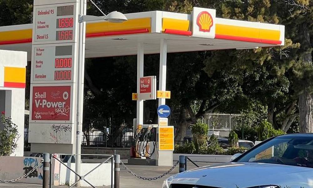 На Кипре снизят налог на бензин и дизтопливо