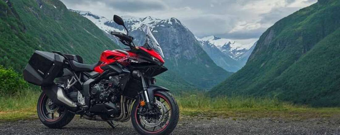 Honda CB1000GT на Кипре: шикарная новинка с акцентом на комфорт и технологии Honda CB1000GT на Кипре: шикарная новинка с акцентом на комфорт и технологии