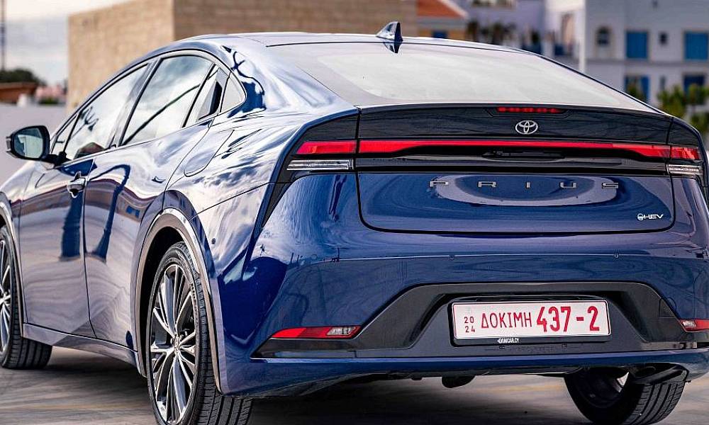 Седаны, которые меньше всего теряют в цене