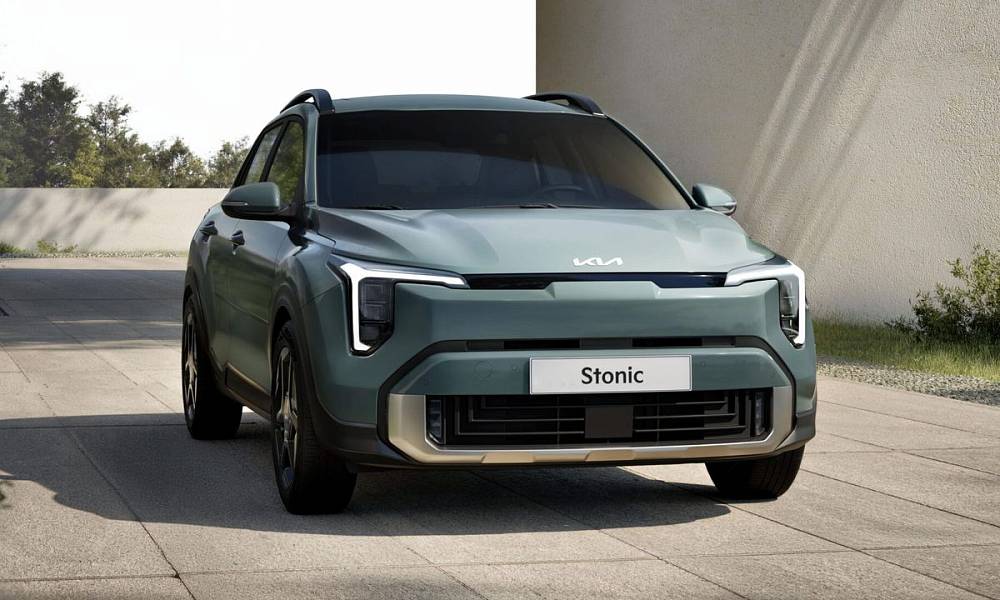 Компания Kia обновила компактный кроссовер Stonic