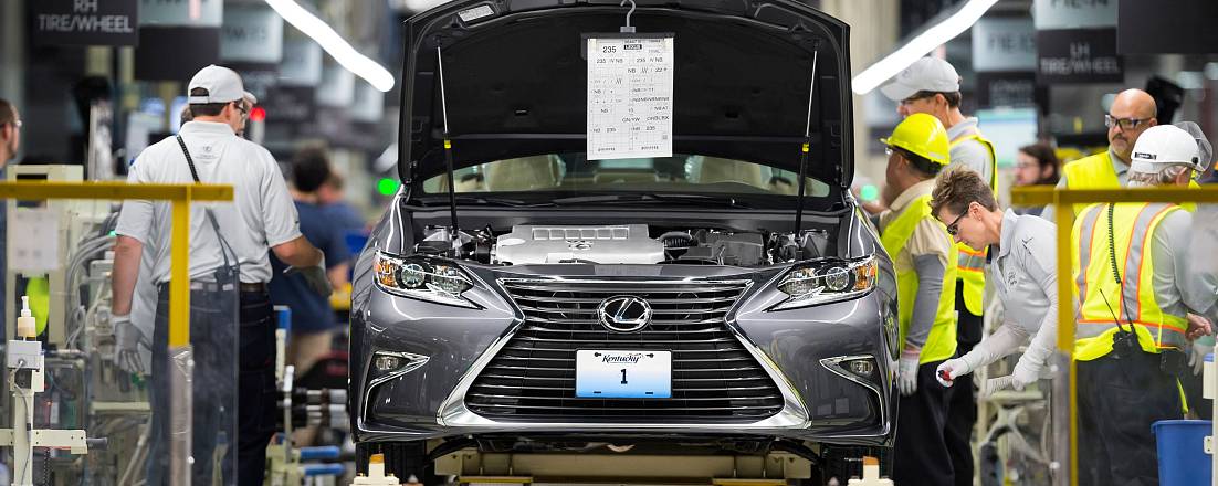 Самые мощные и надежные седаны Lexus с пробегом
