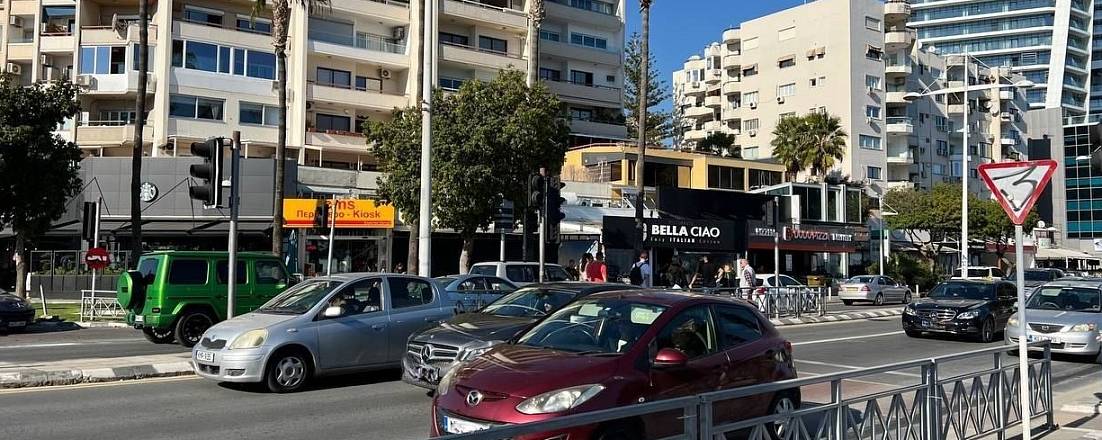 Кипр зарабатывает миллионы на дорожных штрафах